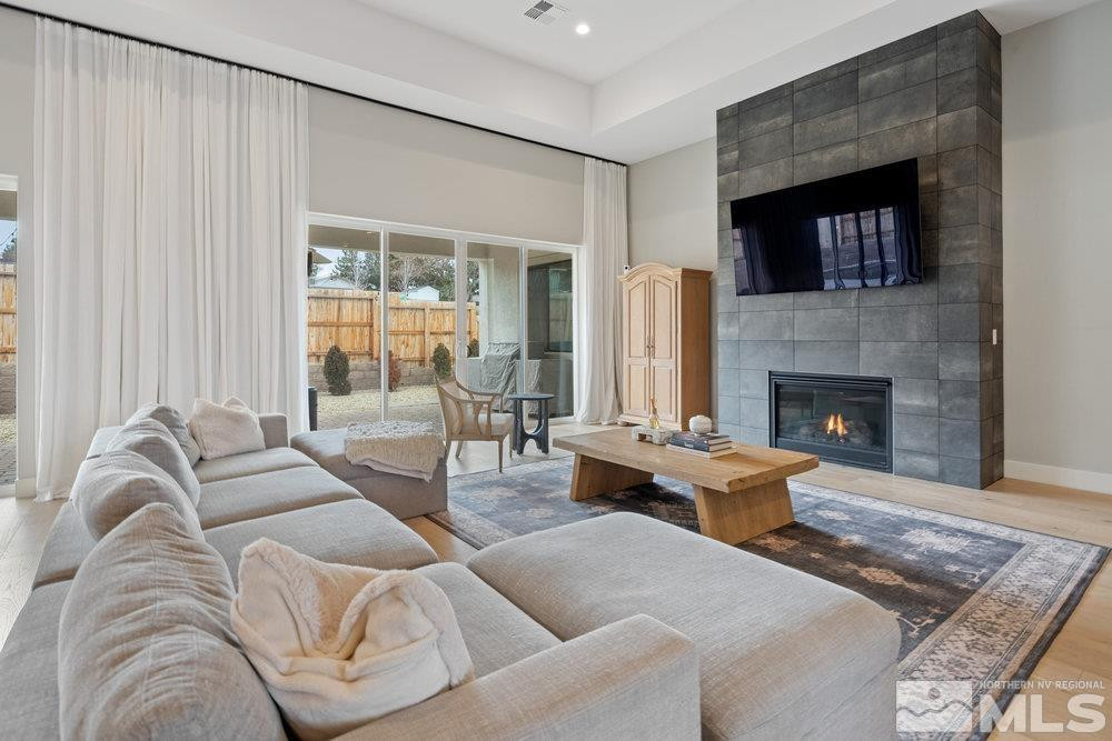 3036 Feathertop Drive Reno, NV 89521 - Photo 11 of 33 Photo 11