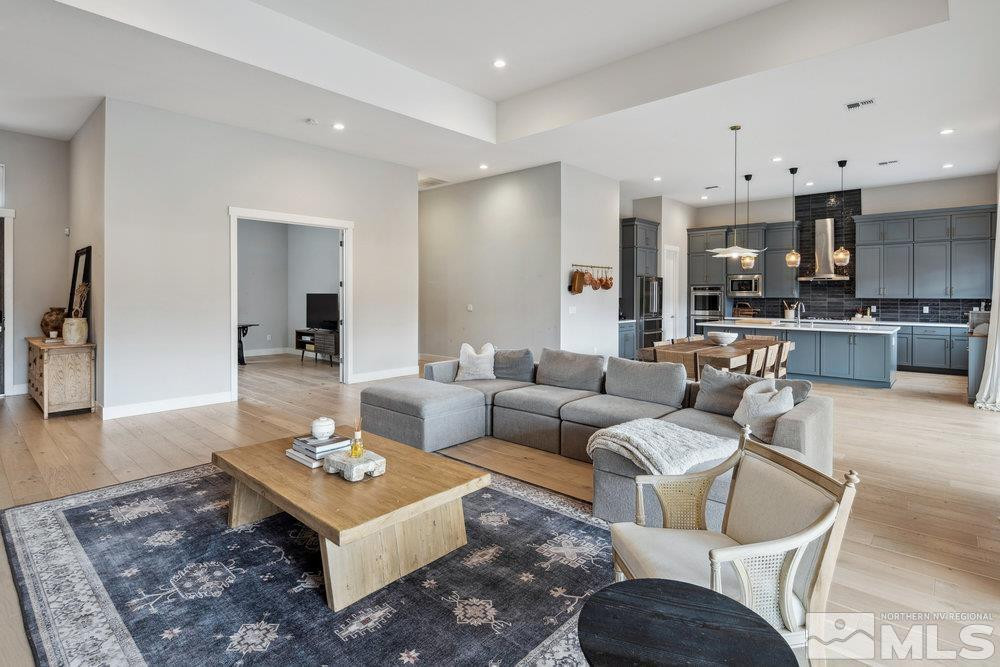 3036 Feathertop Drive Reno, NV 89521 - Photo 5 of 33 Photo 5