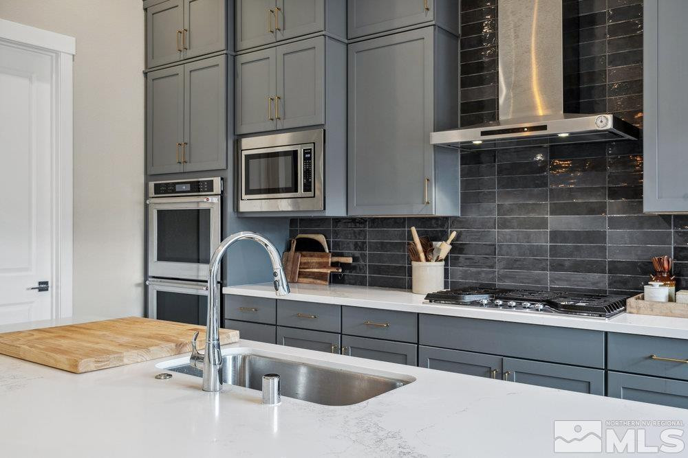 3036 Feathertop Drive Reno, NV 89521 - Photo 8 of 33 Photo 8