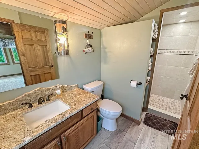 $734,900 | 109 Par Drive, Cascade, ID 83611