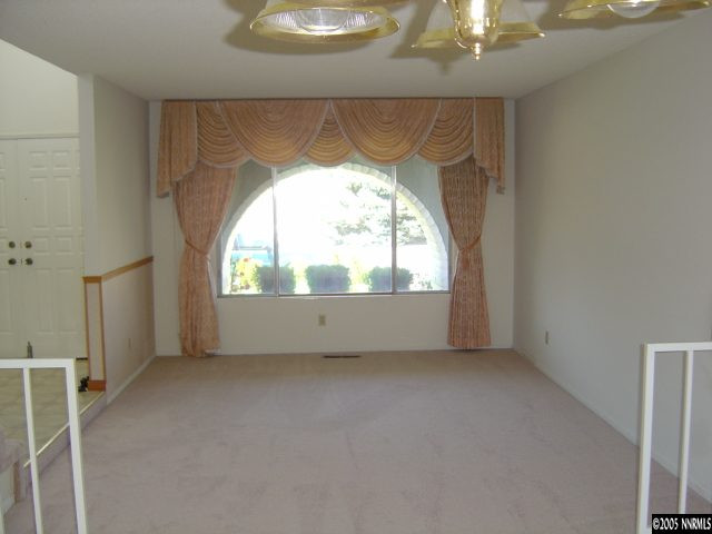 4620 Noche Lane Reno, NV 89502 - Photo 3 of 9 Photo 3