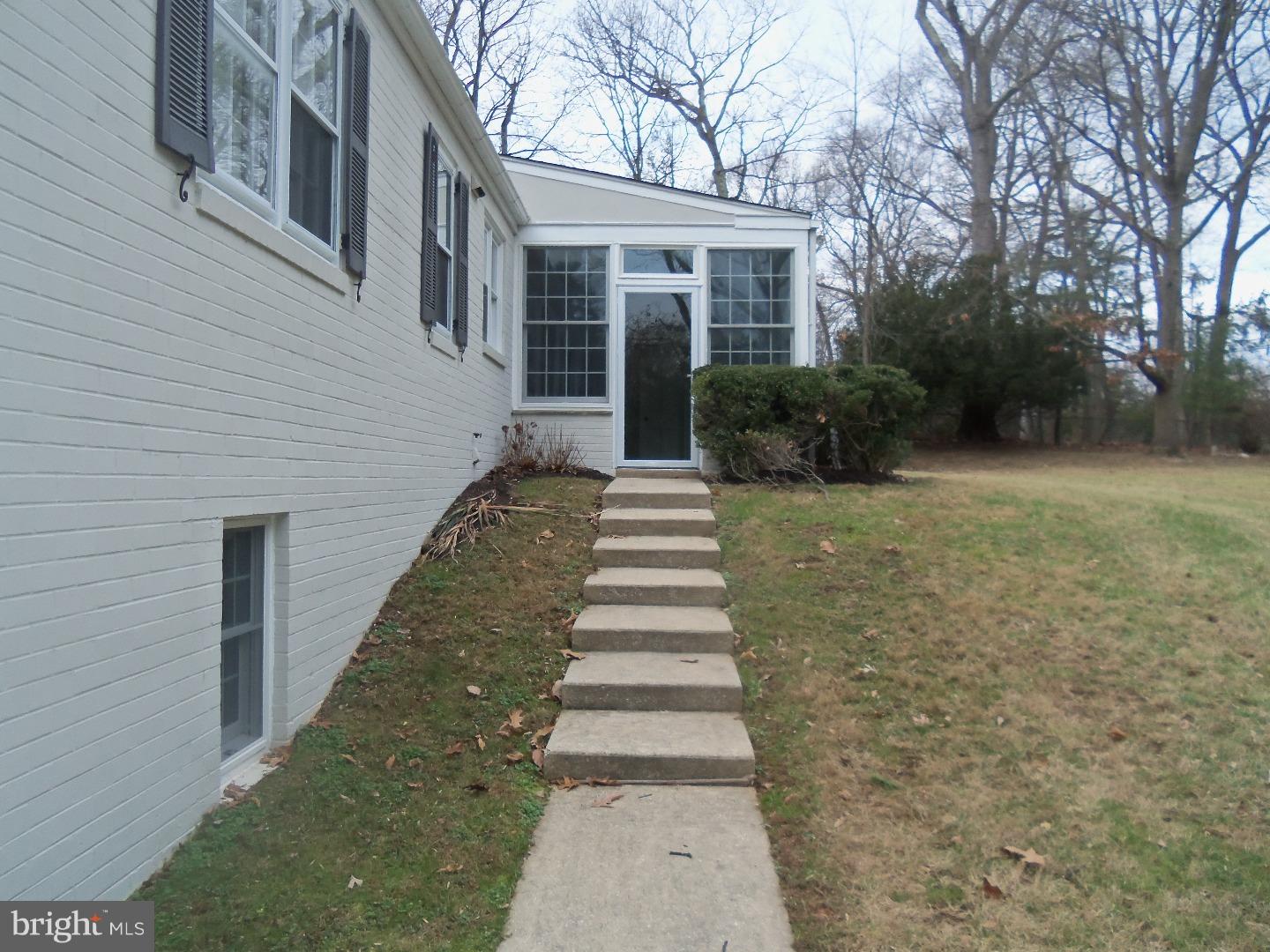 565 North Valley Forge Road Devon, PA 19333 - Photo 6 of 24