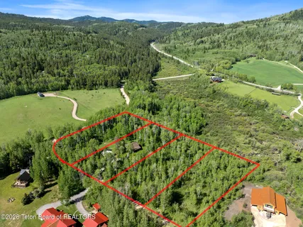 $1,950,000 | 9952 Aspen Lane, Victor, ID 83455