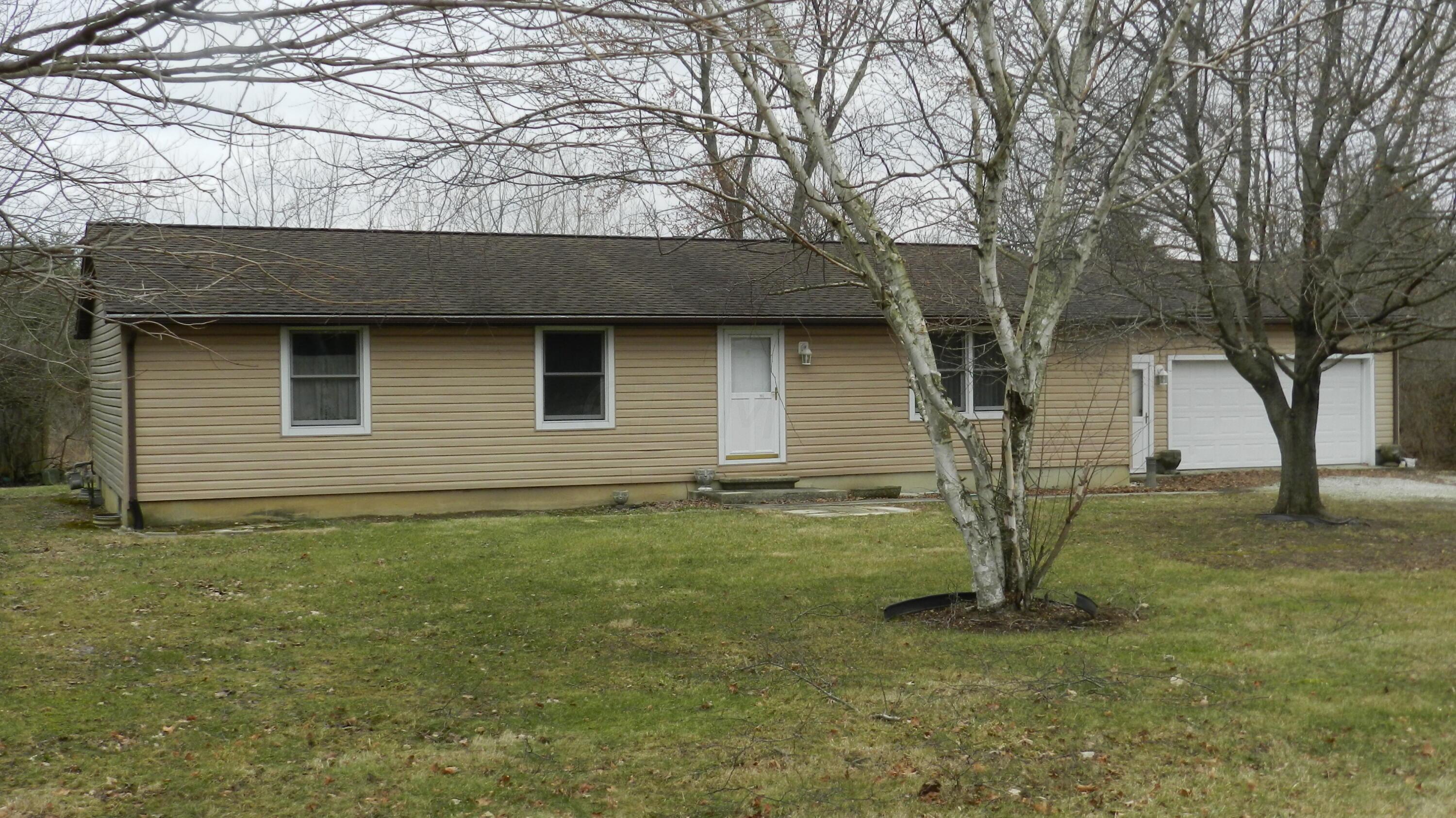 2595 Smeltzer Road Marion, OH 43302 - Photo 5 of 65 DSCN5148