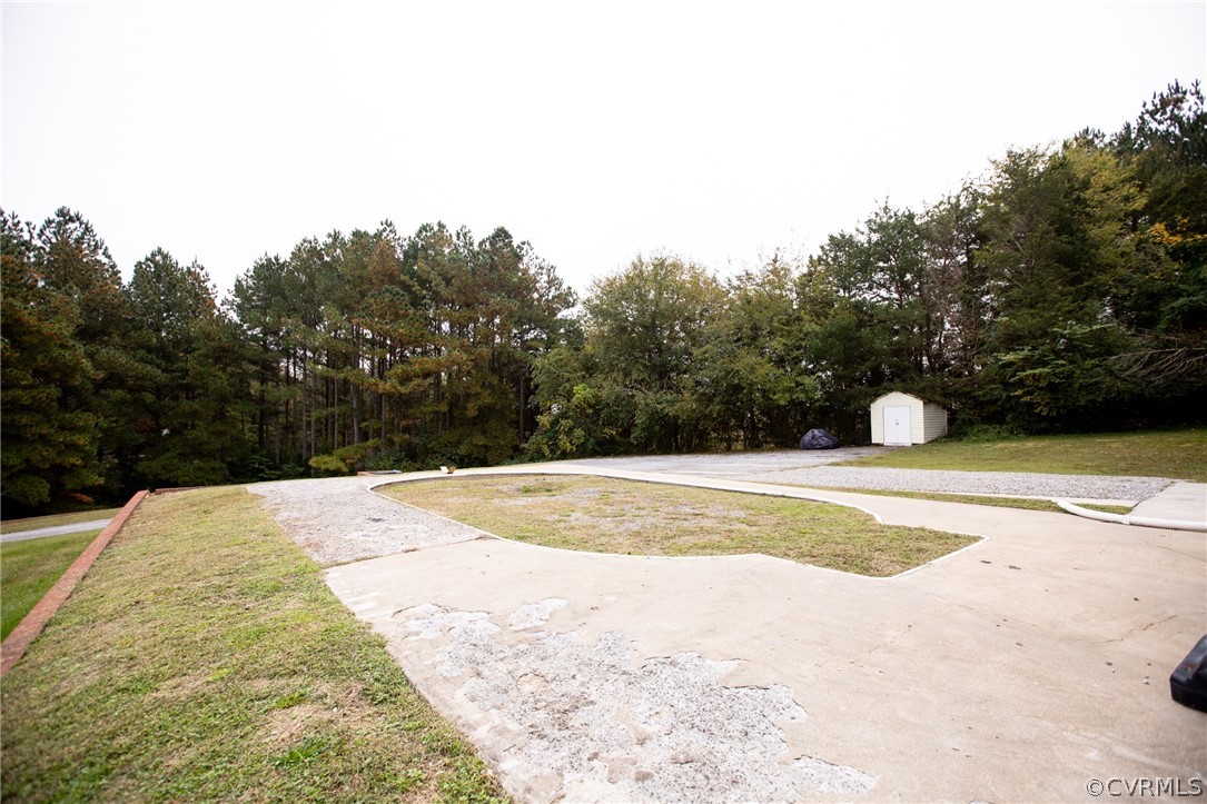 20 Mahan Road Farmville, VA 23901 - Photo 36 of 44 a view of swimming pool with a yard