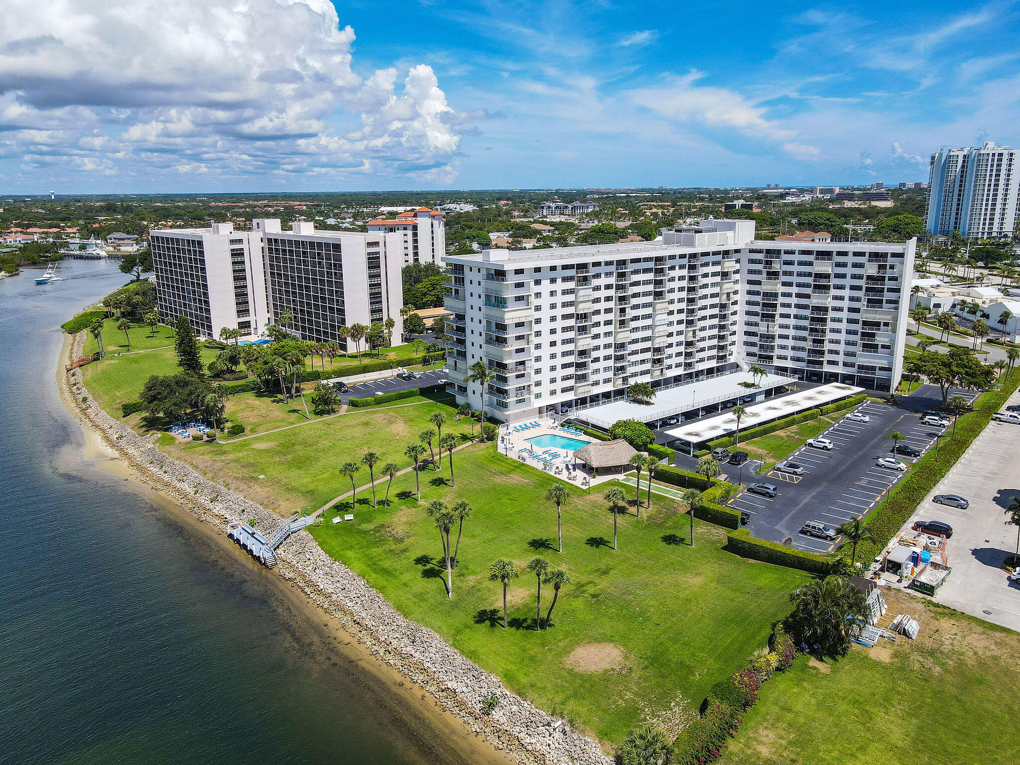 336 Golfview Road, Unit 408 North Palm Beach, FL 33408 - Photo 23 of 39 a view of a city