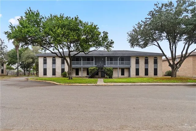 $639,500 | 1701 West McIntyre Street, Edinburg, TX 78541