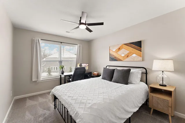 $400,000 | 14436 Twin Lakes Circle, Burnsville, MN 55306