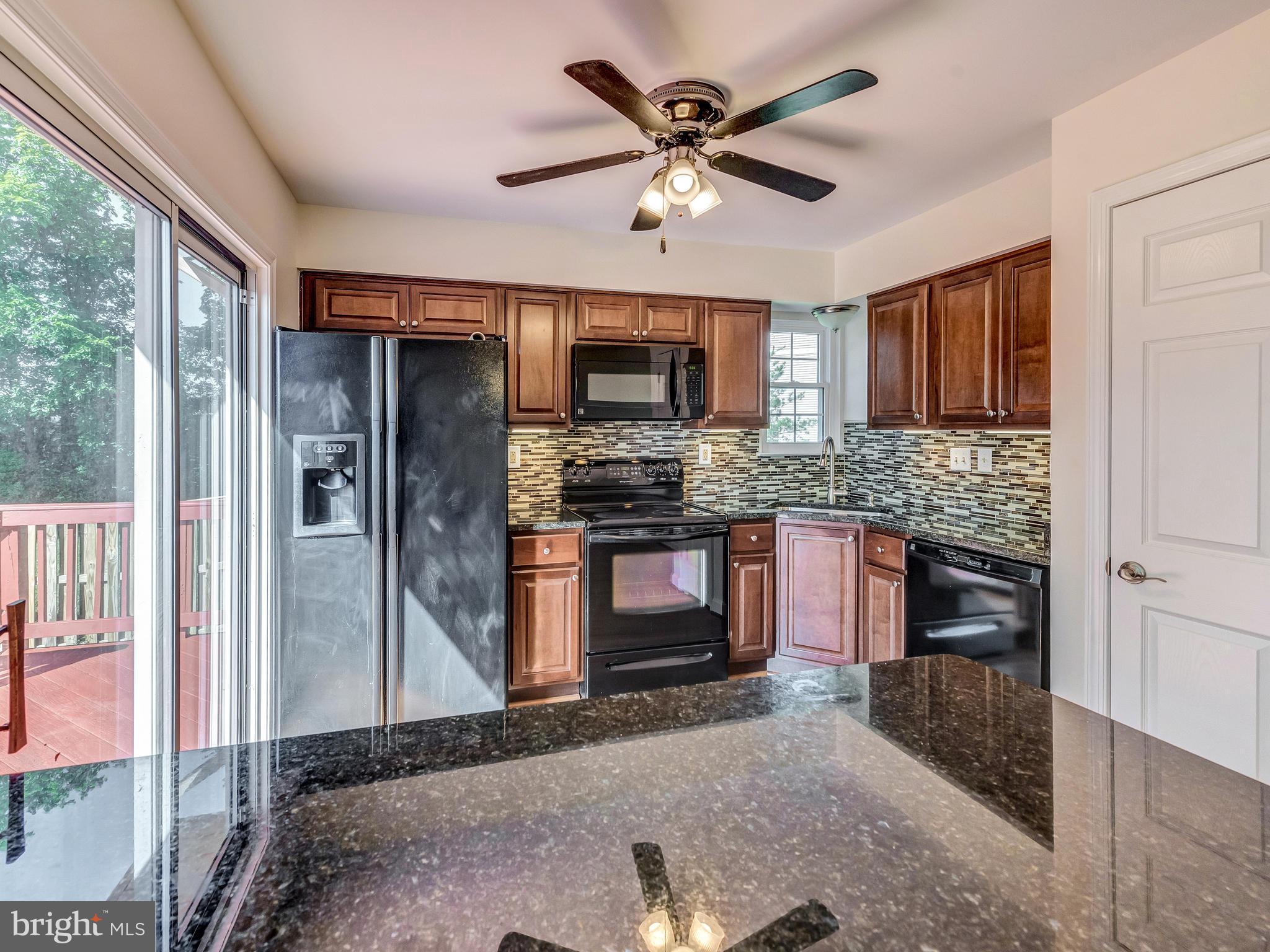 9229 Ridgefield Circle Frederick, MD 21701 - Photo 12 of 30 Kitchen