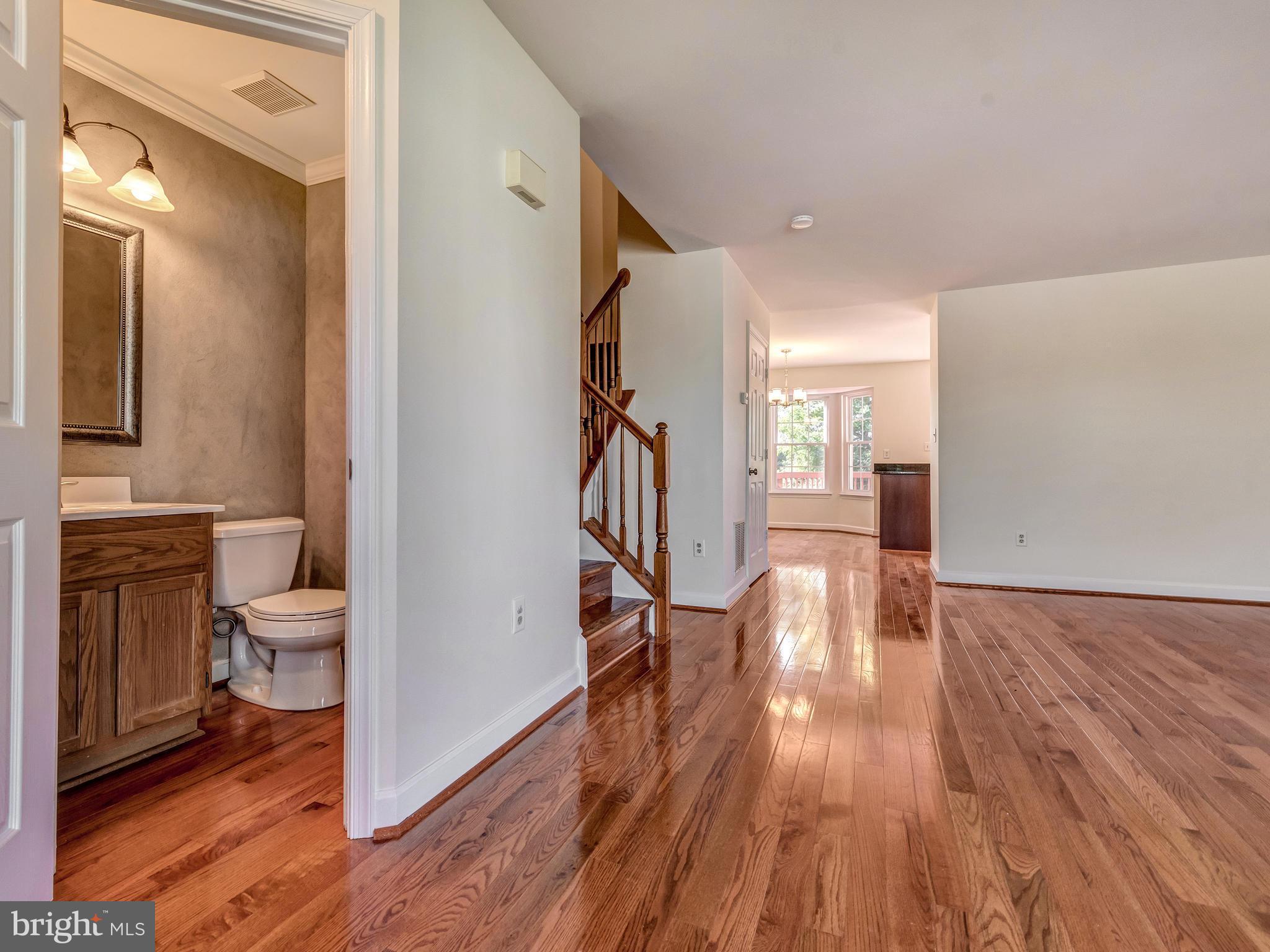 9229 Ridgefield Circle Frederick, MD 21701 - Photo 6 of 30 Living Room