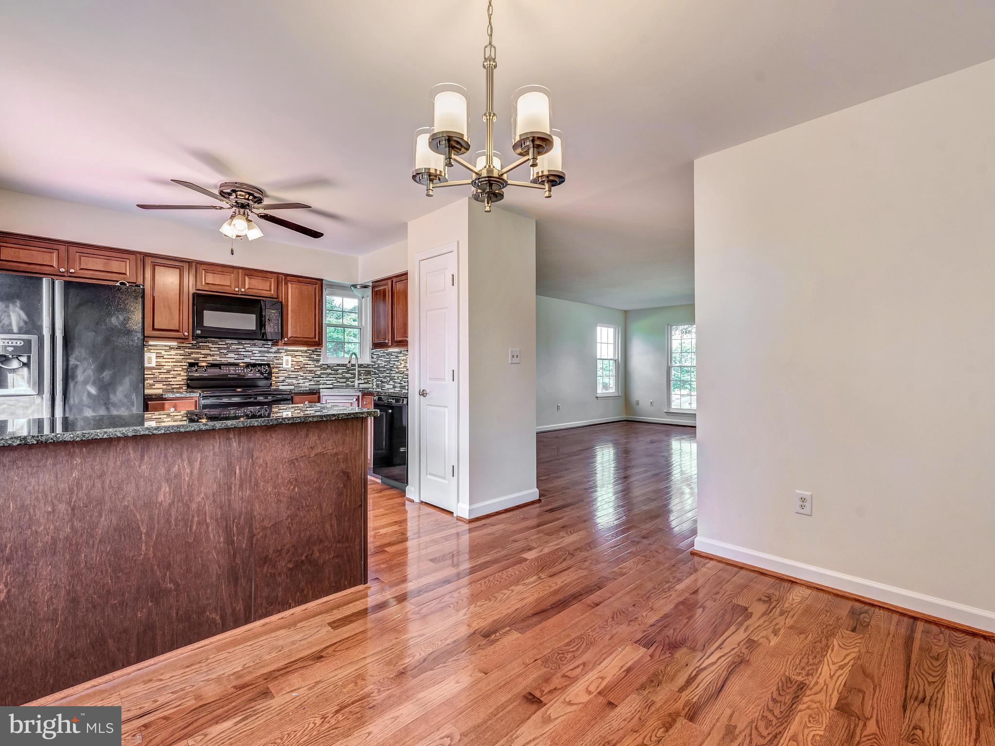 9229 Ridgefield Circle Frederick, MD 21701 - Photo 10 of 30 Kitchen
