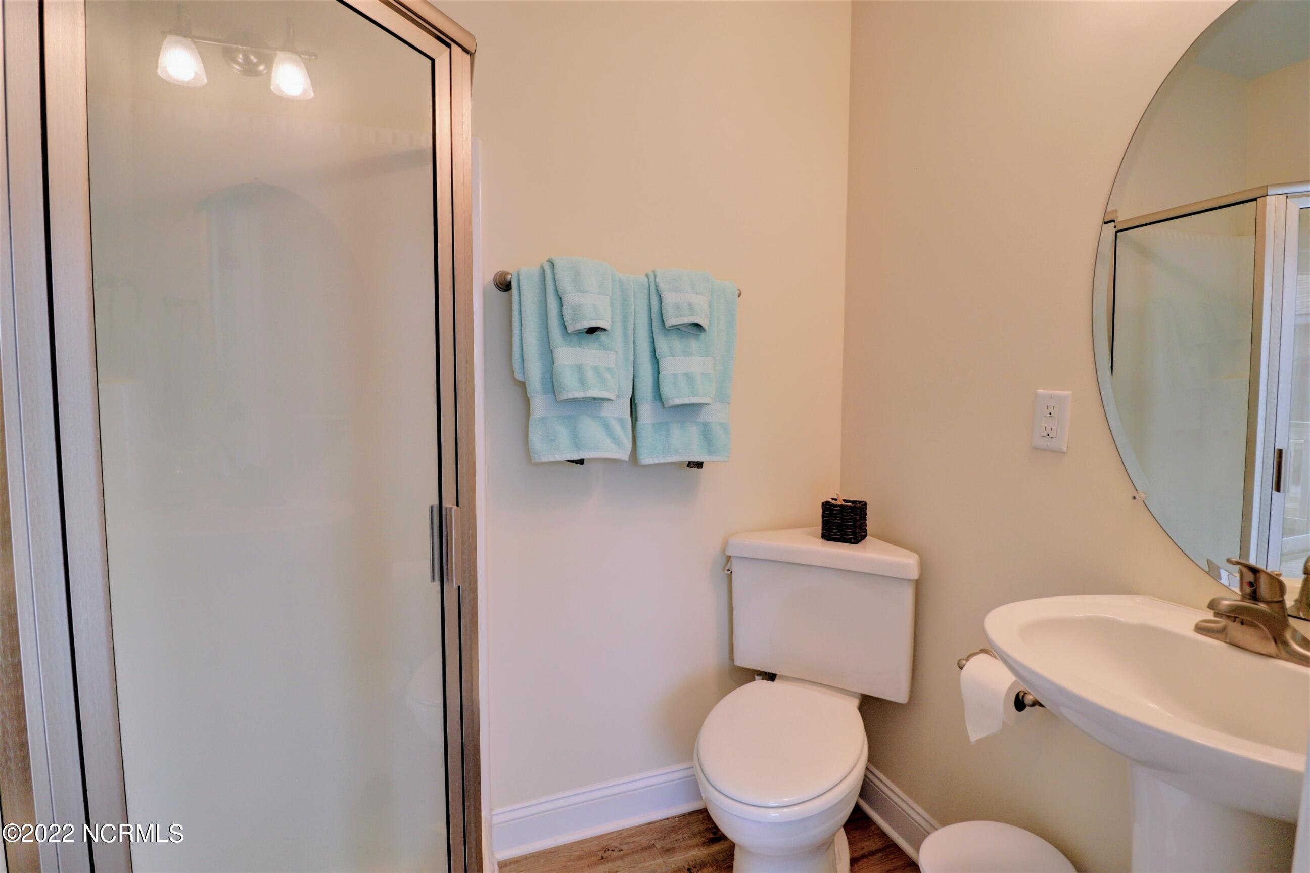 886 New River Inlet Road, Unit 38 North Topsail Beach, NC 28460 - Photo 6 of 15 Master Bath