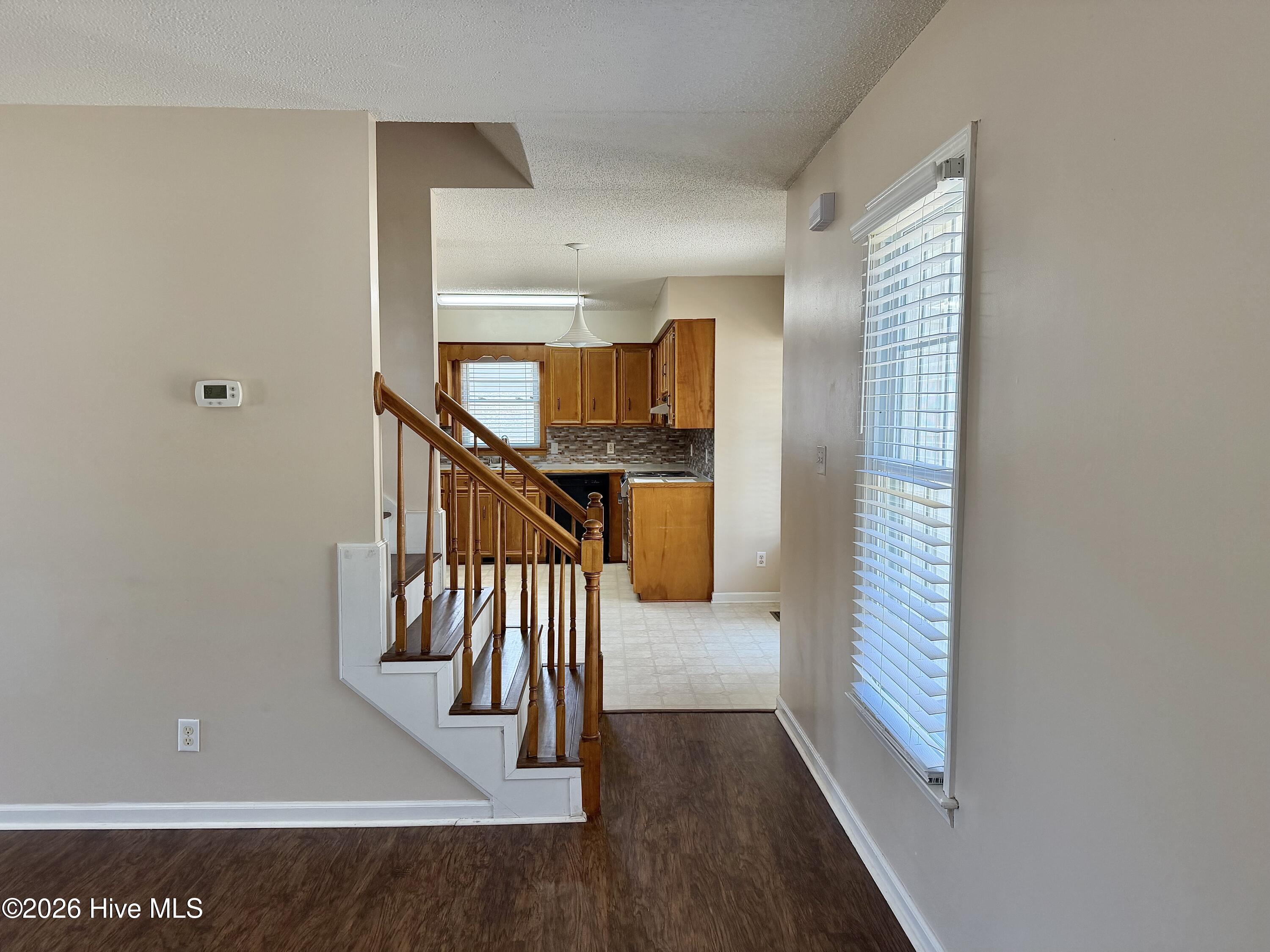 126 Edgewater Road Washington, NC 27889 - Photo 4 of 27