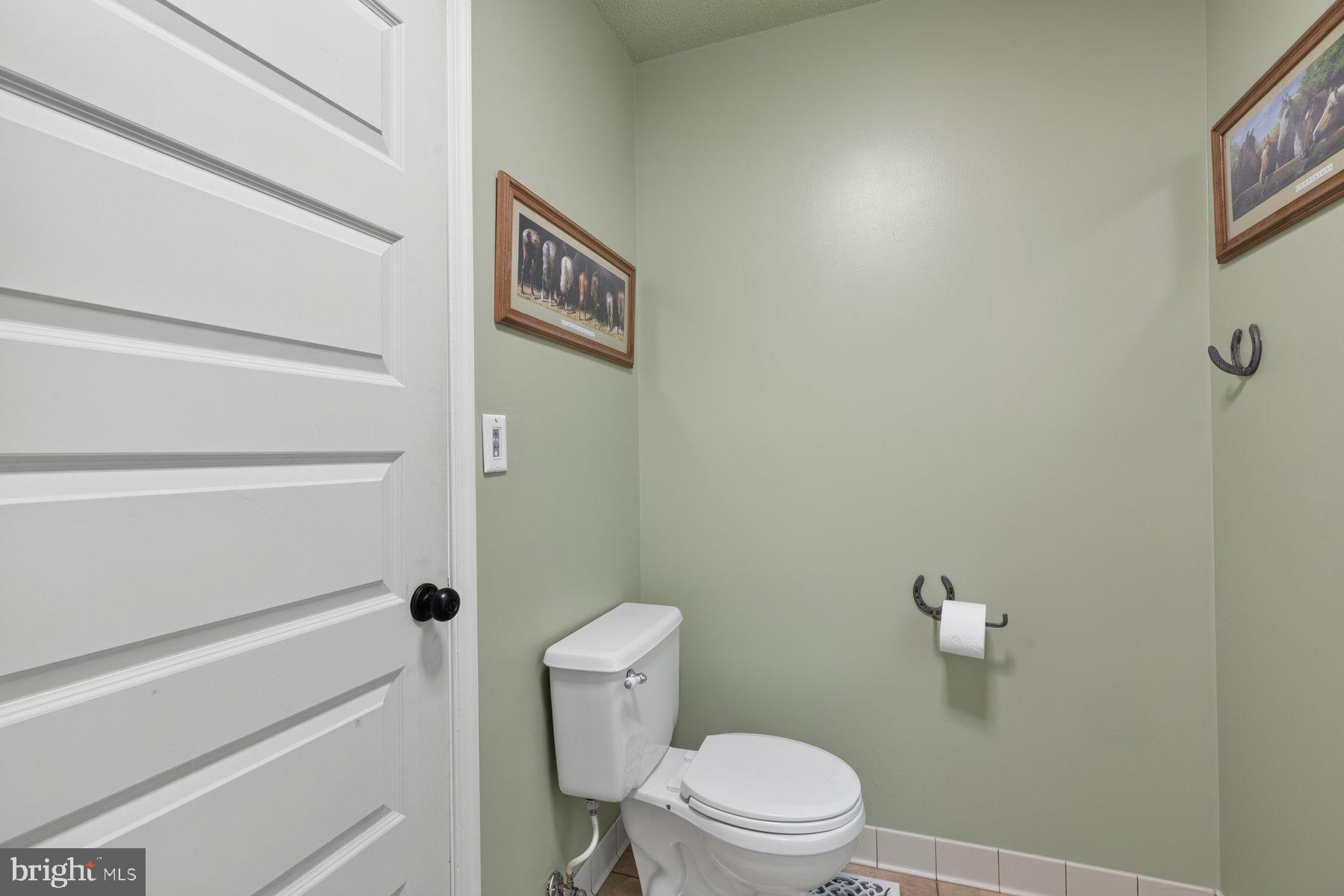 24249 McIntosh Road Hollywood, MD 20636 - Photo 30 of 66 Bedroom 4 Ensuite Bathroom