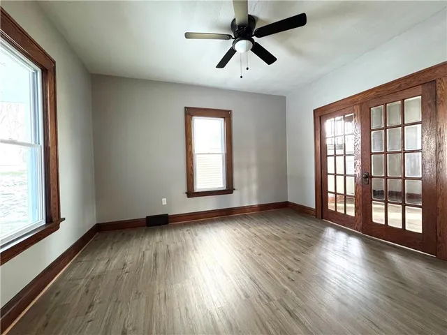 $1,500 | 219 East Hillcrest Avenue, New Castle, PA 16105