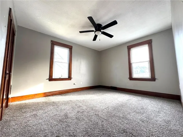 $1,500 | 219 East Hillcrest Avenue, New Castle, PA 16105