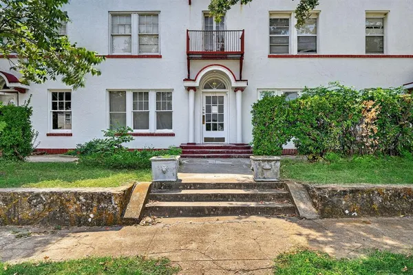 $1,750 | 513 Northwest 6th Street, Unit 6, Mineral Wells, TX 76067
