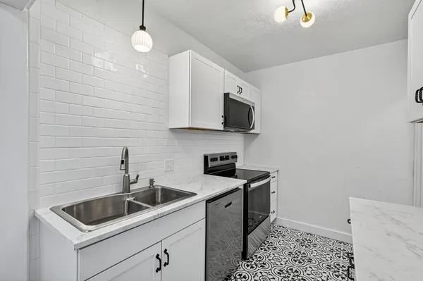 $1,750 | 513 Northwest 6th Street, Unit 6, Mineral Wells, TX 76067