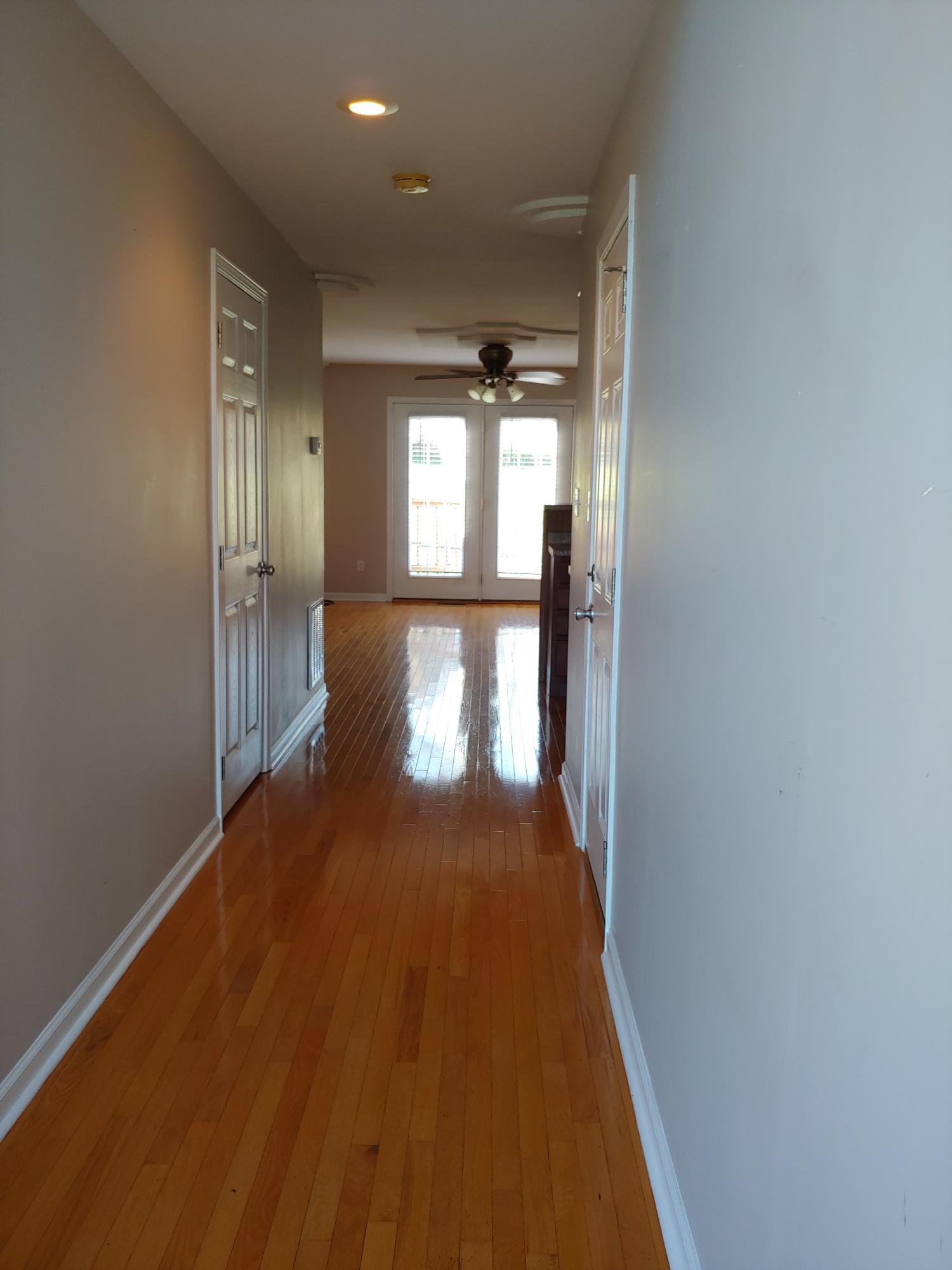 1824 King College Road, Unit D2 Bristol, TN 37620 - Photo 4 of 24 d2 11