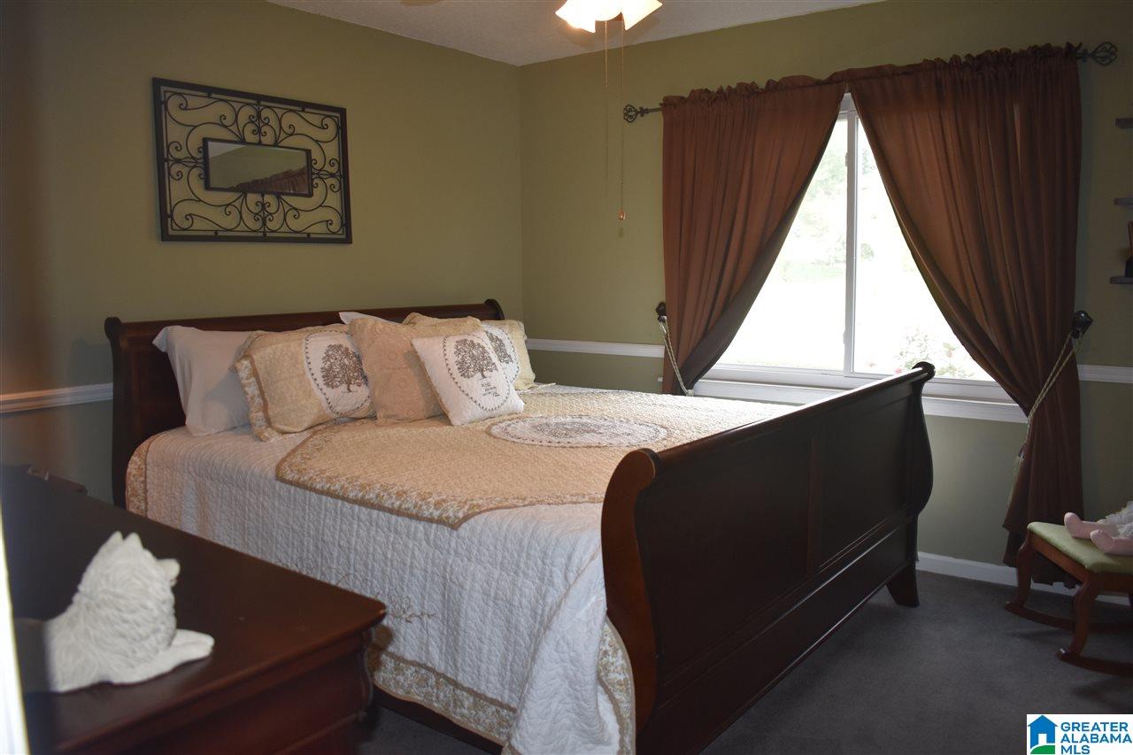 508 Wilderness Road Pelham, AL 35124 - Photo 9 of 38