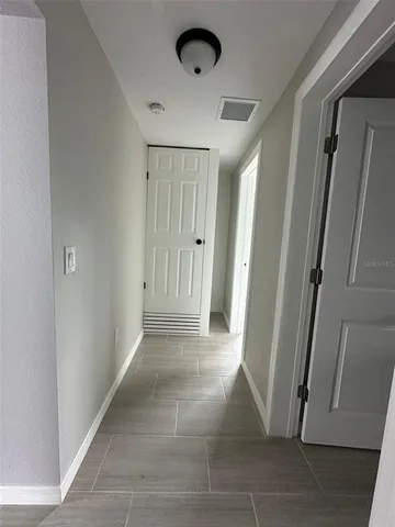 a view of empty room with window