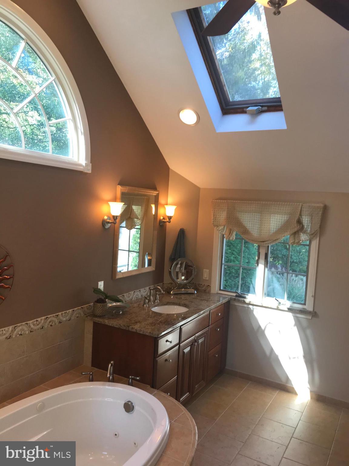 938 Meetinghouse Road Jenkintown, PA 19046 - Photo 43 of 51 Main Bedroom Bath