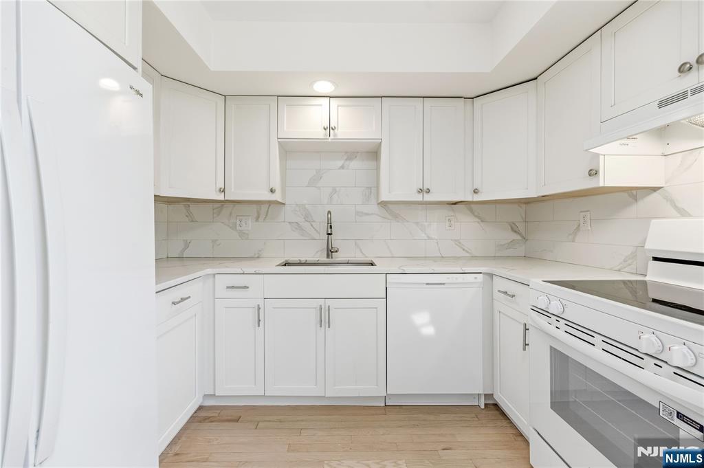 319 Gorge Road, Unit C0007 Cliffside Park, NJ 07010 - Photo 11 of 29