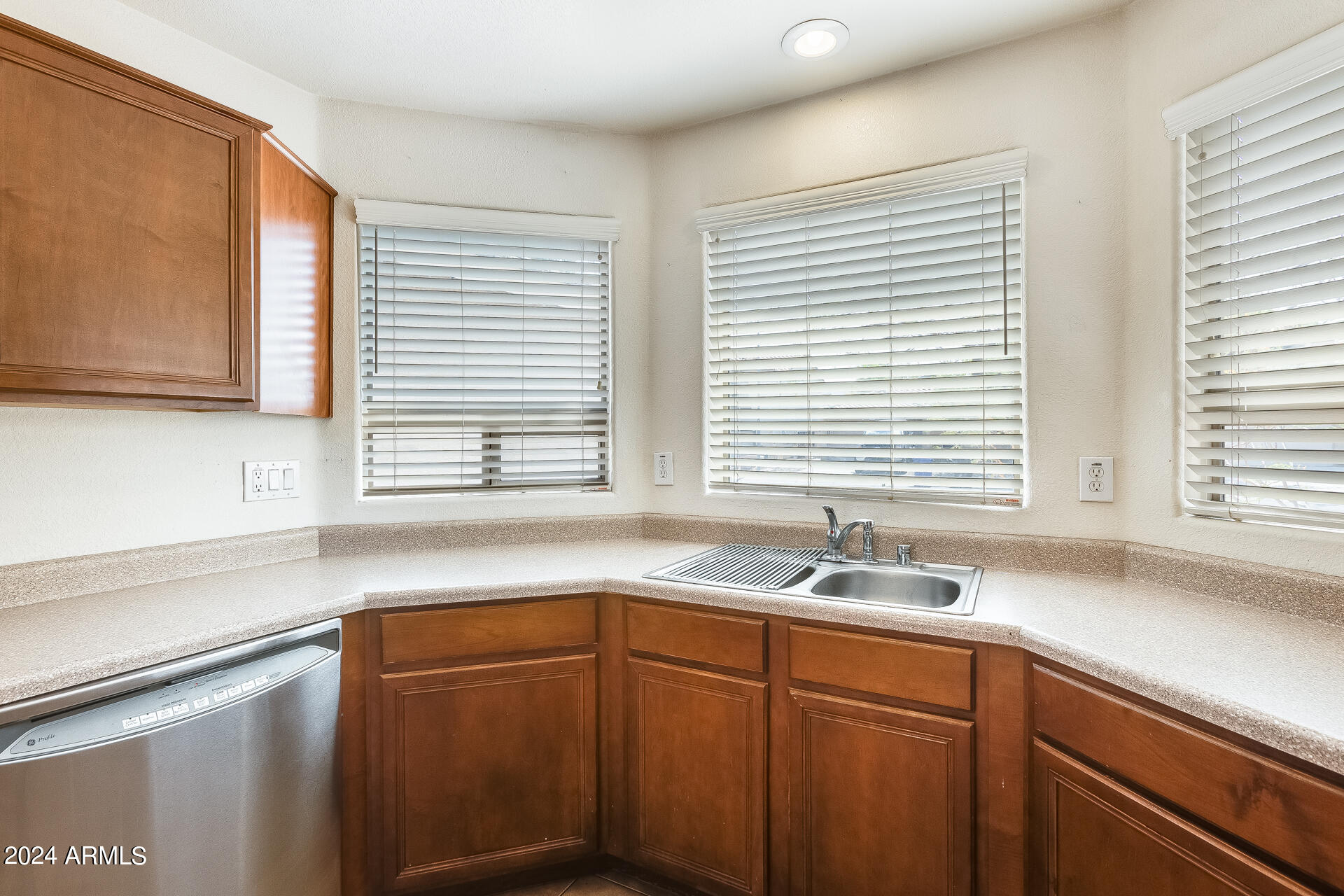 16672 West Rimrock Street Surprise, AZ 85388 - Photo 16 of 39