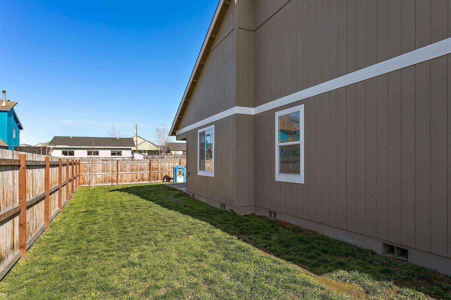 912 Win Way Eagle Point, OR 97524 - Photo 24 of 26 Additional Photo