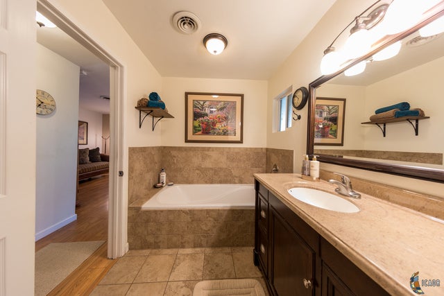 794 West Ross Road El Centro, CA 92243 - Photo 22 of 54 Gallery Image 22