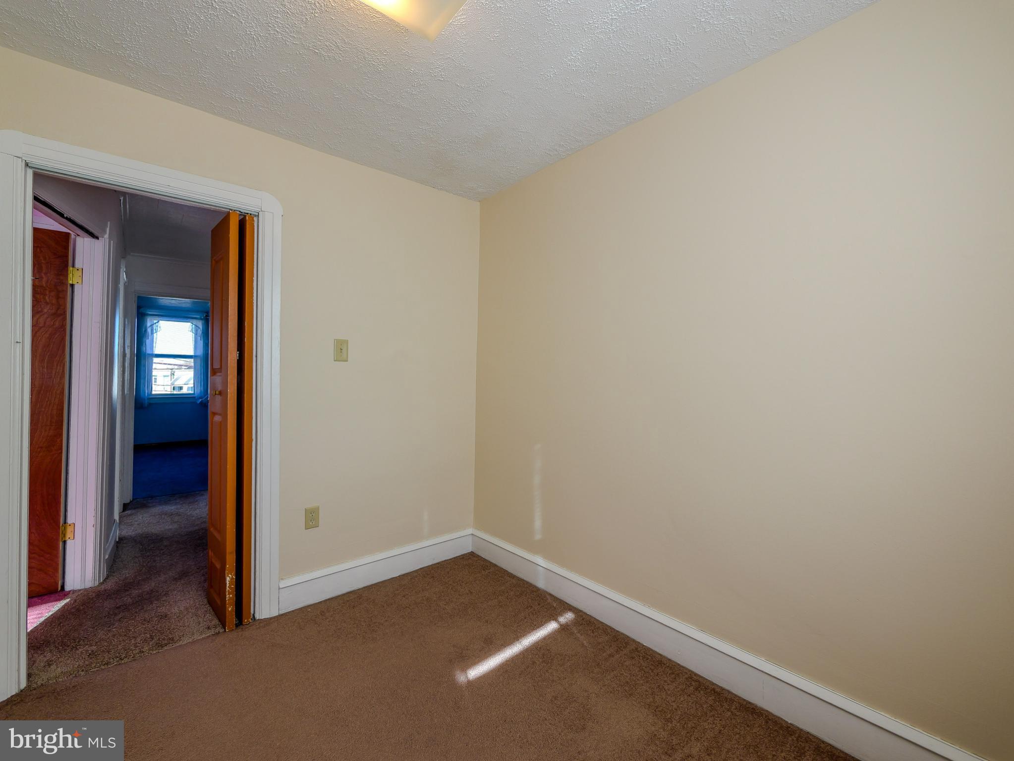7154 Ruskin Lane Upper Darby, PA 19082 - Photo 18 of 28 an empty room with closet