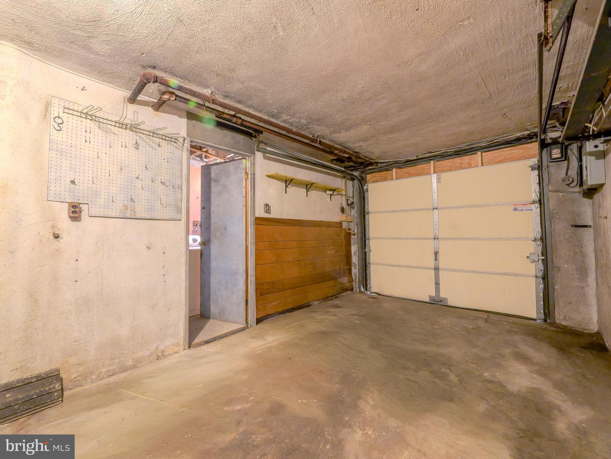 7154 Ruskin Lane Upper Darby, PA 19082 - Photo 25 of 28 a view of garage