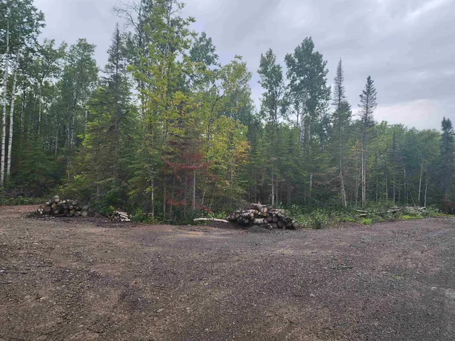 $350,000 | 4873 North Road, Grand Marais, MN 55604