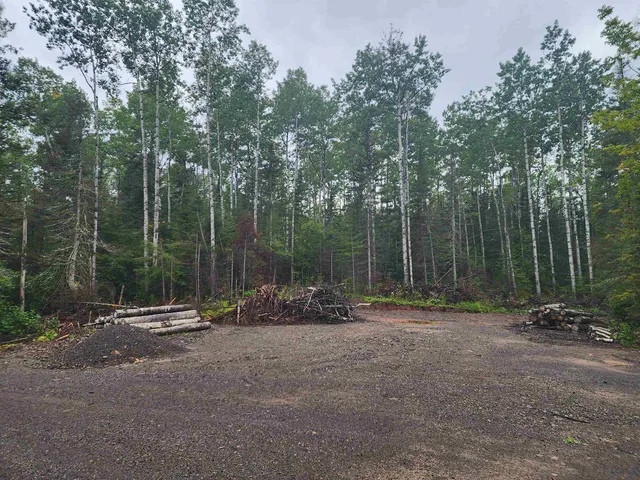 $350,000 | 4873 North Road, Grand Marais, MN 55604