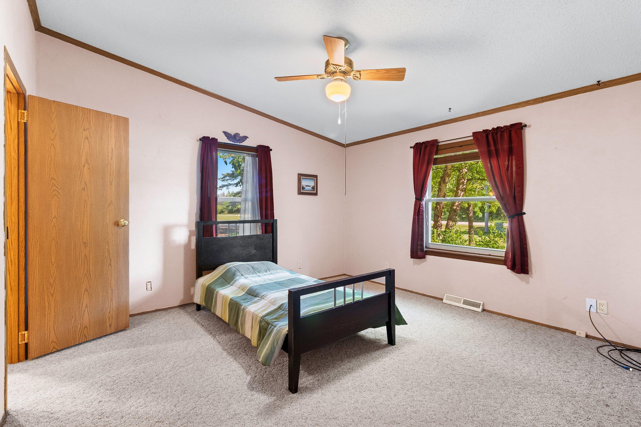 W10298 School Road Hortonville, WI 54944 - Photo 21 of 43