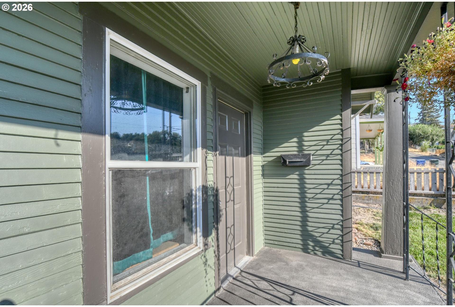 724 Southwest 3rd Street Pendleton, OR 97801 - Photo 3 of 13 Gallery Image 3