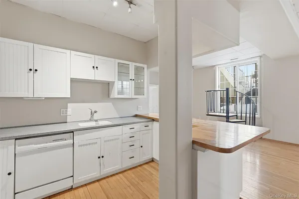 $3,400 | 248 Depew Avenue, Unit 2, Nyack, NY 10960