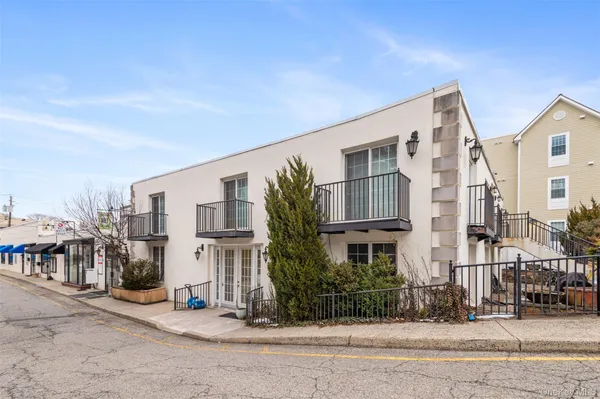 $3,400 | 248 Depew Avenue, Unit 2, Nyack, NY 10960