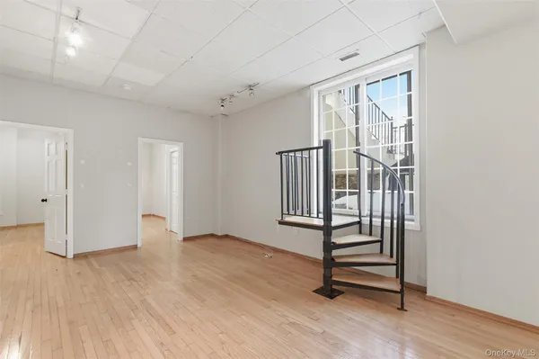 $3,400 | 248 Depew Avenue, Unit 2, Nyack, NY 10960