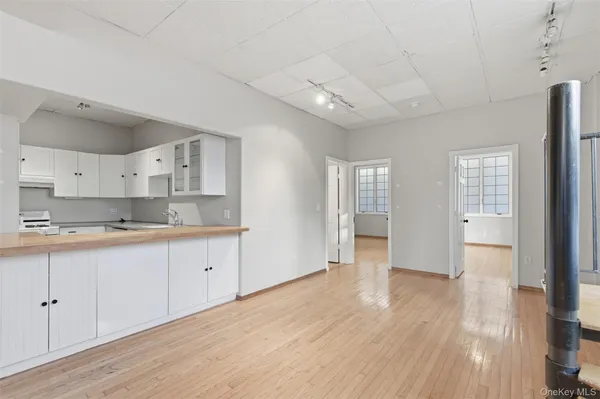 $3,400 | 248 Depew Avenue, Unit 2, Nyack, NY 10960