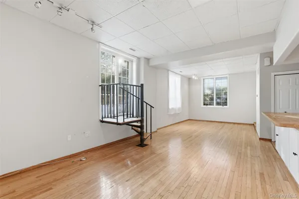 $3,400 | 248 Depew Avenue, Unit 2, Nyack, NY 10960