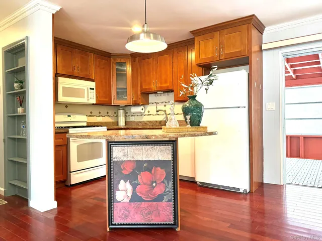 $899,000 | 15 Abington Avenue, Ardsley, NY 10502