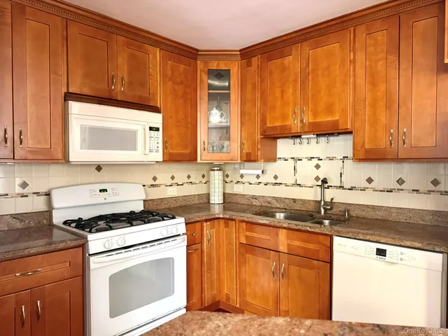 $899,000 | 15 Abington Avenue, Ardsley, NY 10502