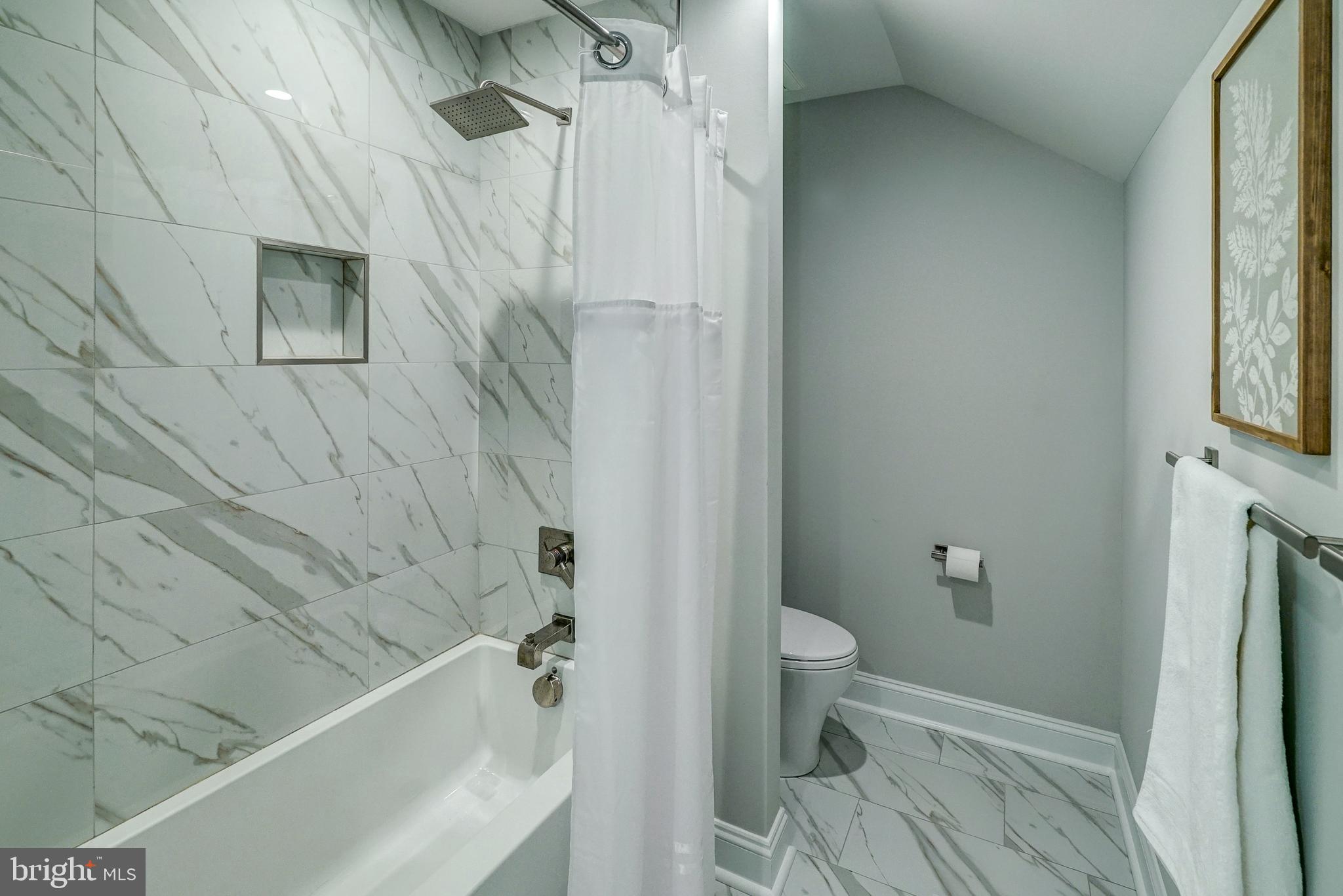2935 A Minor Road Bumpass, VA 23024 - Photo 31 of 50 Marble Style Tile in Shower/Tub Combo