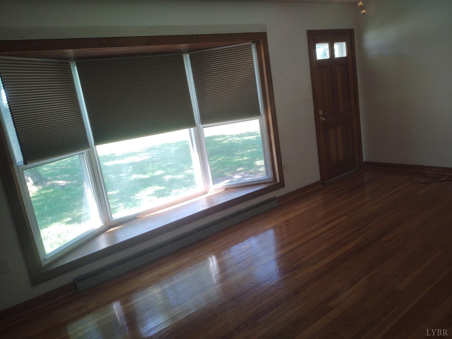 3545 Wards Road Altavista, VA 24517 - Photo 15 of 25 Gallery Image 15