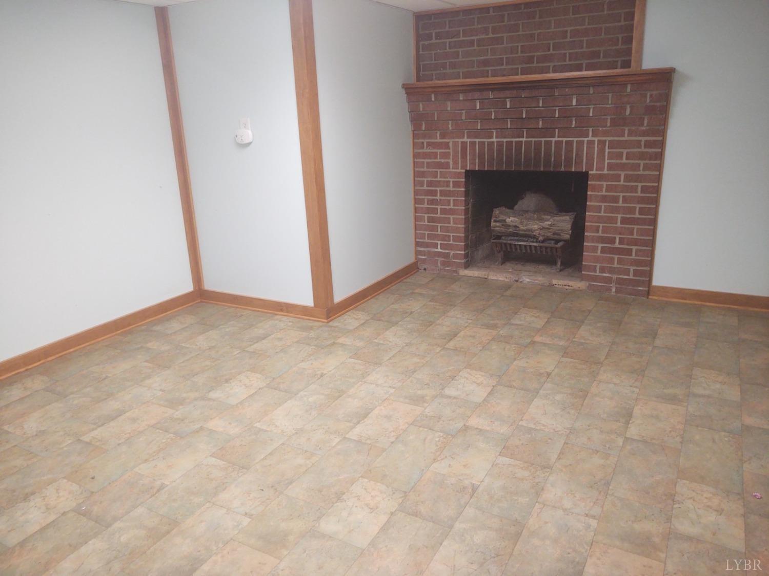 3545 Wards Road Altavista, VA 24517 - Photo 20 of 25 Gallery Image 20