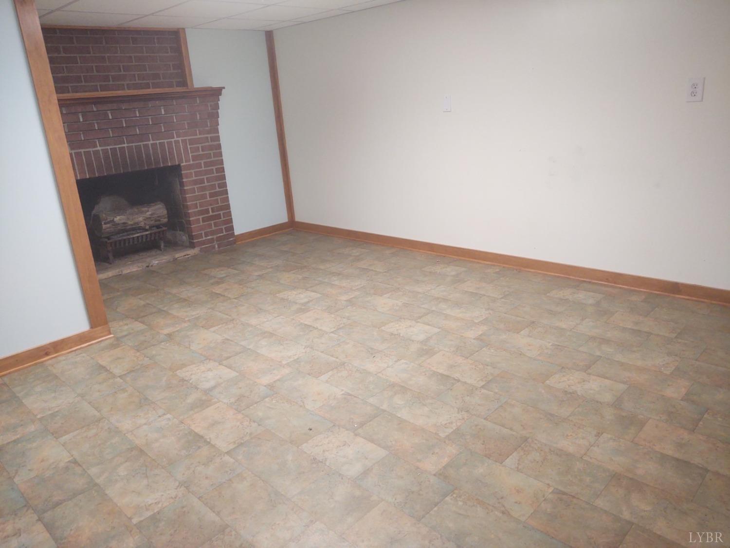 3545 Wards Road Altavista, VA 24517 - Photo 21 of 25 Gallery Image 21