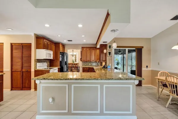 $3,650 | 7629 Sunflower Drive, Margate, FL 33063