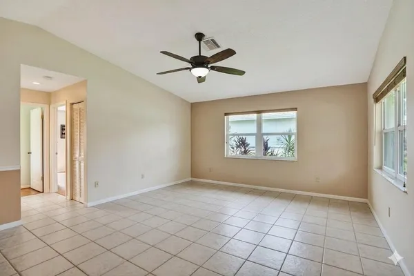 $3,650 | 7629 Sunflower Drive, Margate, FL 33063