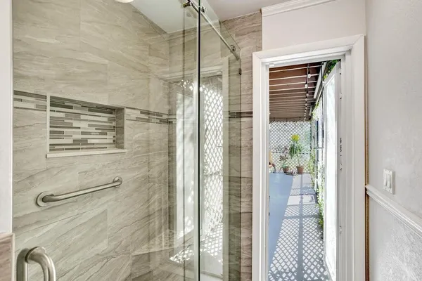 $3,650 | 7629 Sunflower Drive, Margate, FL 33063